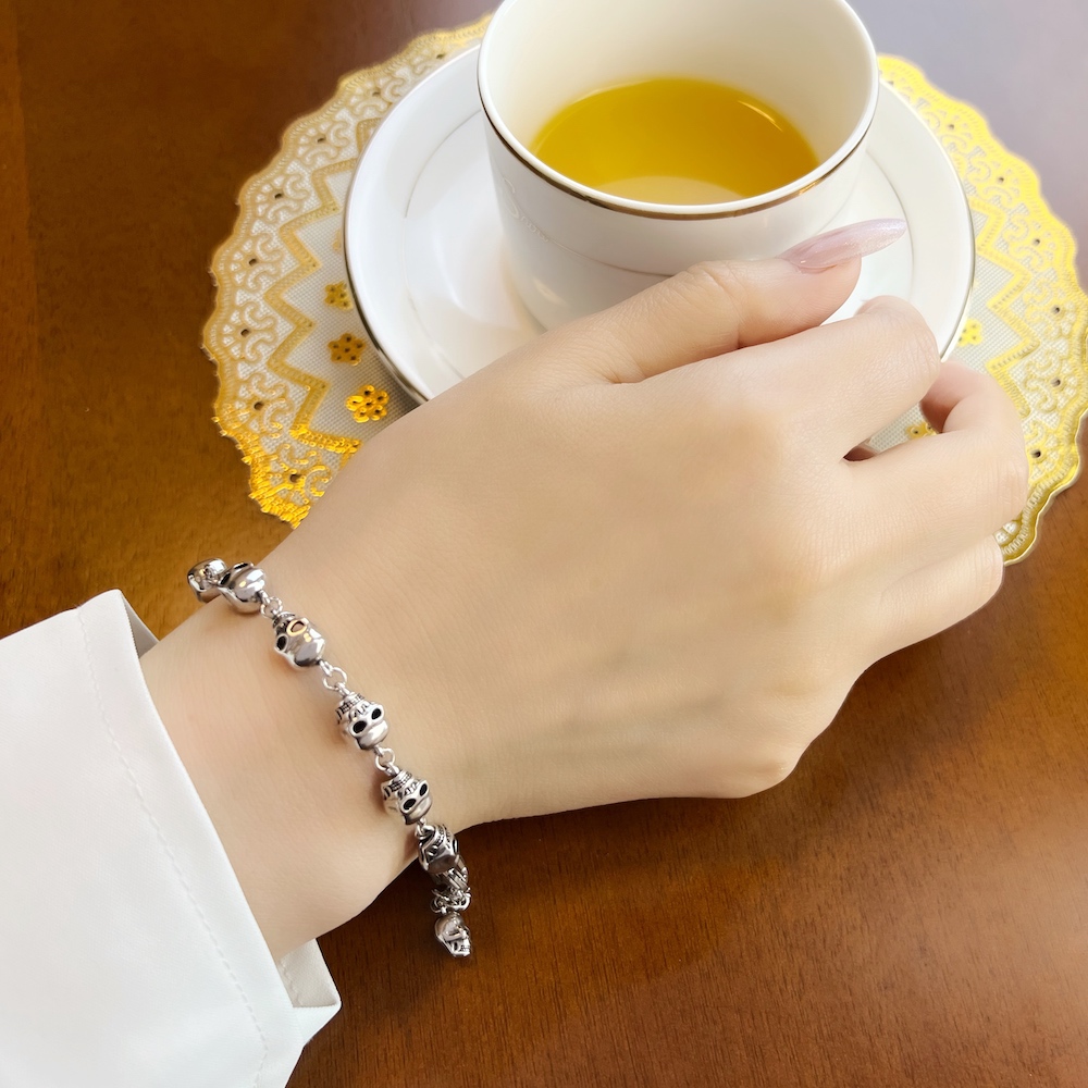 Skulls Link Chain Bracelets Pu - Street Fashion Europe 评论和价格
