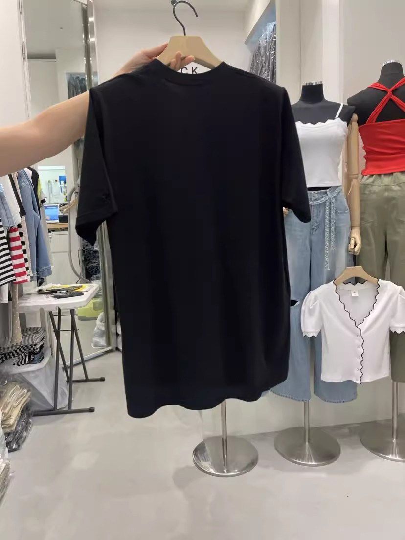 New York Street Fashion Girl G - Street Fashion New York 2026 评论和价格