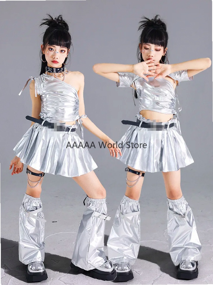 Cosplay Silver Crop Top Pleate - Street Fashion Europe 评论和价格